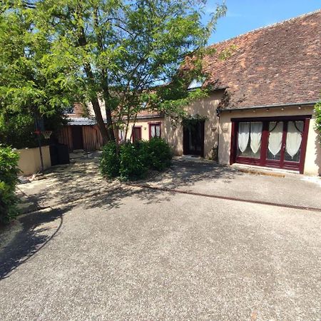 Grand Gite - Le Saint-Chrirtophe Châteauroux Exterior foto